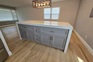 16765 Highview Ave, Orland Hills, IL 60487 - Photo 8