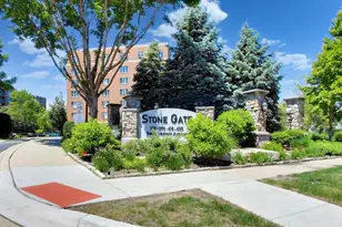 390 S Western Ave, Des Plaines, IL 60016 - Photo 2