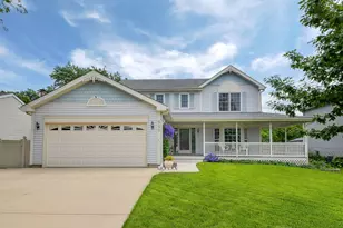 959 Hill Crest Dr, Carol Stream, IL 60188 - Photo 1