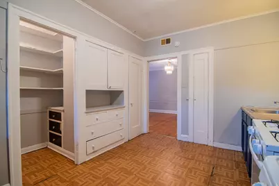7841 S Kingston Avenue #1, Chicago, IL 60649 - Photo 6