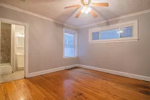 7841 S Kingston Ave, Chicago, IL 60649 - Photo 10