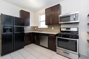 2837 N Central Park Ave, Chicago, IL 60618 - Photo 4