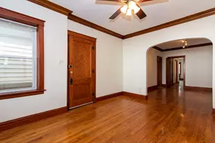 2837 N Central Park Ave, Chicago, IL 60618 - Photo 14