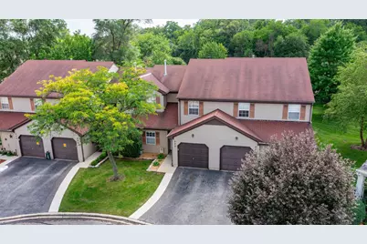468 Minnesota Circle, Carol Stream, IL 60188 - Photo 4