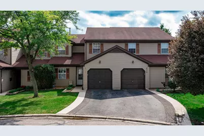 468 Minnesota Circle, Carol Stream, IL 60188 - Photo 1
