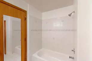468 Minnesota Cir, Carol Stream, IL 60188 - Photo 24