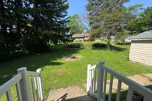 111 Meadow Ave, Woodstock, IL 60098 - Photo 10