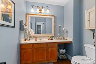 1305 Dancer Ct, Libertyville, IL 60048 - Photo 6