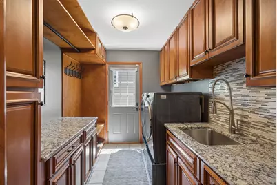 5401 Challen Place, Downers Grove, IL 60515 - Photo 18