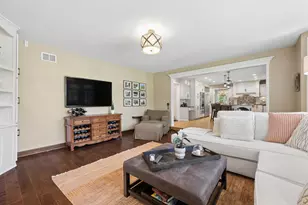 5401 Challen Pl, Downers Grove, IL 60515 - Photo 16