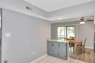 8124 W 169th St, Tinley Park, IL 60477 - Photo 12