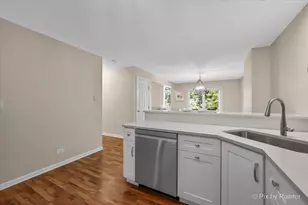 624 Daisy Ln, Roselle, IL 60172 - Photo 12