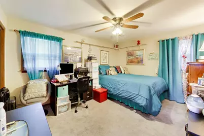 18026 State Line Avenue, Lansing, IL 60438 - Photo 24