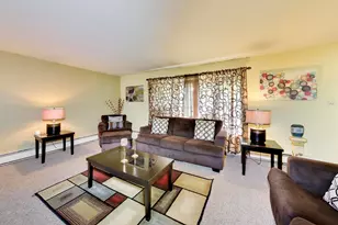 18026 State Line Ave, Lansing, IL 60438 - Photo 6