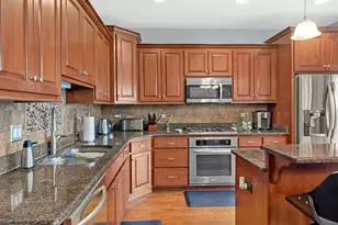 17943 Fountain Cir, Orland Park, IL 60467 - Photo 14