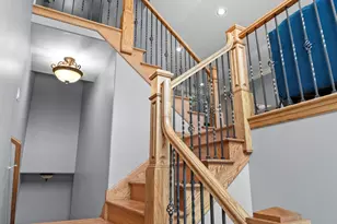 17943 Fountain Cir, Orland Park, IL 60467 - Photo 4