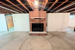 503 N 1st St, Alpha, IL 61413 - Photo 24