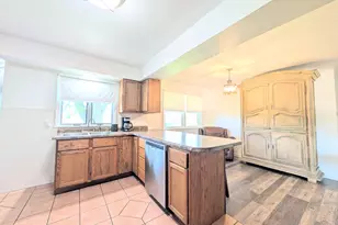 503 N 1st St, Alpha, IL 61413 - Photo 14