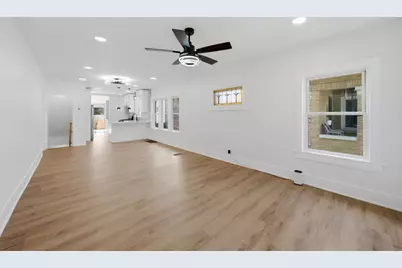 [Address not provided], Maywood, IL 60153 - Photo 8