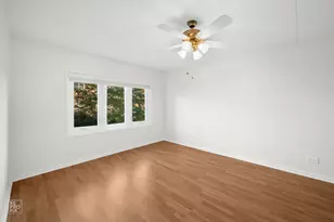 7041 W Touhy Ave, Niles, IL 60714 - Photo 10