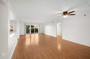 7041 W Touhy Ave, Niles, IL 60714 - Photo 2