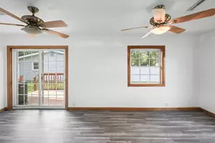274 Oaktree Ave, Salem, IL 62881 - Photo 22