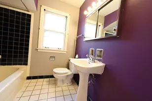 10838 S Wallace St, Chicago, IL 60628 - Photo 14