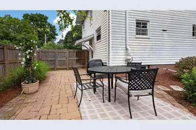 1605 E Taylor Street, Bloomington, IL 61701 - Photo 34