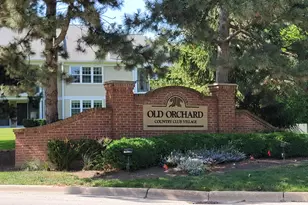 1311 Nutmeg Ct, Mount Prospect, IL 60056 - Photo 2
