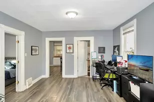 2718 Union St, Blue Island, IL 60406 - Photo 8