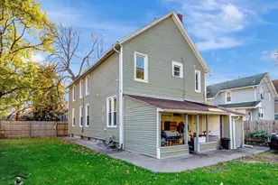 2718 Union St, Blue Island, IL 60406 - Photo 2
