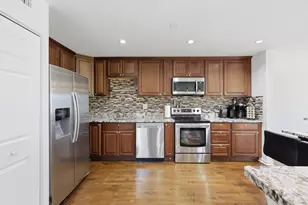 686 Mallard Ln, Deerfield, IL 60015 - Photo 6