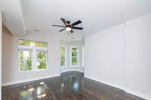 2658 W Cortez St, Chicago, IL 60622 - Photo 2