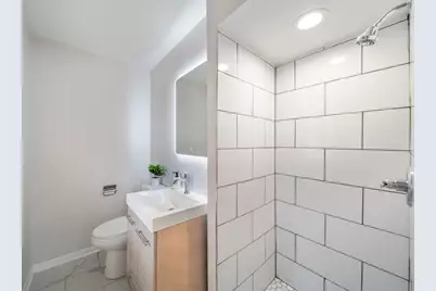 4945 N Neva Avenue, Chicago, IL 60656 - Photo 16