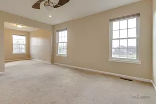 4 Waterton Dr, Streamwood, IL 60107 - Photo 26