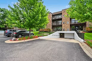 1150 E Randville Dr, Palatine, IL 60074 - Photo 2
