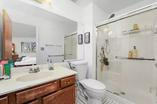 608 Hanover Ct, Schaumburg, IL 60194 - Photo 6