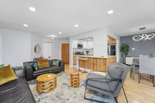 608 Hanover Ct, Schaumburg, IL 60194 - Photo 14