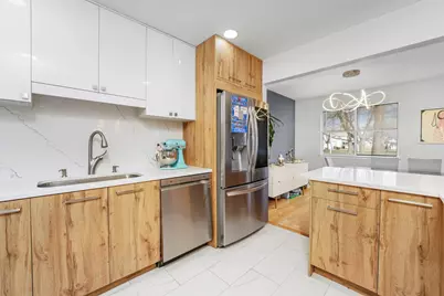 608 Hanover Court #Z1, Schaumburg, IL 60194 - Photo 12