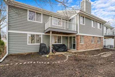 608 Hanover Court #Z1, Schaumburg, IL 60194 - Photo 2