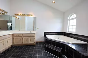 4280 187th Pl, Country Club Hills, IL 60478 - Photo 14
