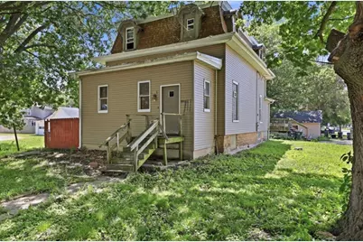 711 5th Avenue, Sterling, IL 61081 - Photo 1