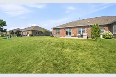 23911 S Fugett Drive, Manhattan, IL 60442 - Photo 32