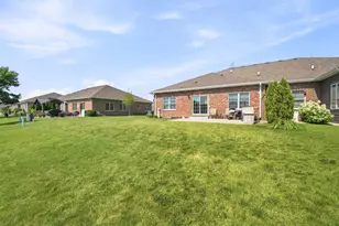 23911 S Fugett Dr, Manhattan, IL 60442 - Photo 32