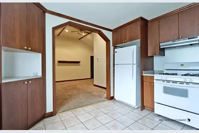 35831 N Helendale Road, Ingleside, IL 60041 - Photo 8