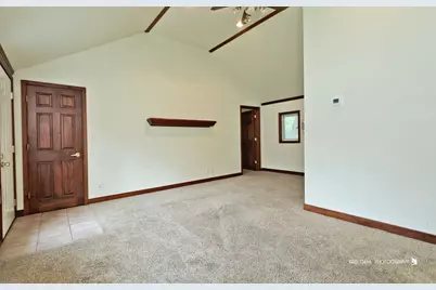 35831 N Helendale Road, Ingleside, IL 60041 - Photo 4