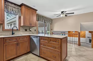 1609 Briarcrest Dr, New Lenox, IL 60451 - Photo 8