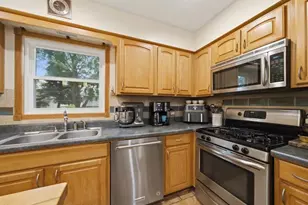 6313 Arcadia Dr, Tinley Park, IL 60477 - Photo 10