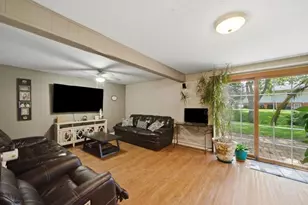 6313 Arcadia Dr, Tinley Park, IL 60477 - Photo 8