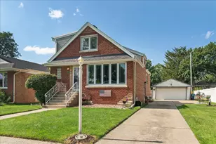 4244 Adeline Dr, Oak Lawn, IL 60453 - Photo 2